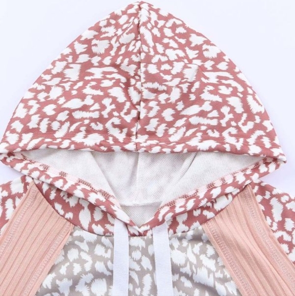 π New Leopard Hoodie - Picture 6 of 10